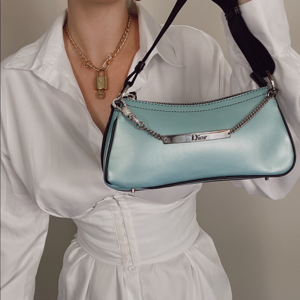 🦋SOLD🦋 DIOR VINTAGE POCHETTE - Picture 1 of 14